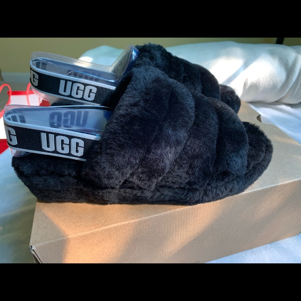 Brand New Never Worn UGG Slippers